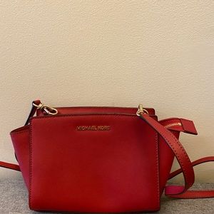 GORGEOUS RED crossbody bag